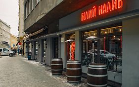 Mini Hotel Barvy Lvova On Hnatyuka St.
